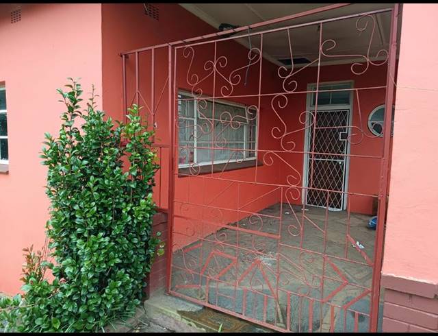 2 BEDROOM HOUSE FOR SALE IN RICHMOND RURAL